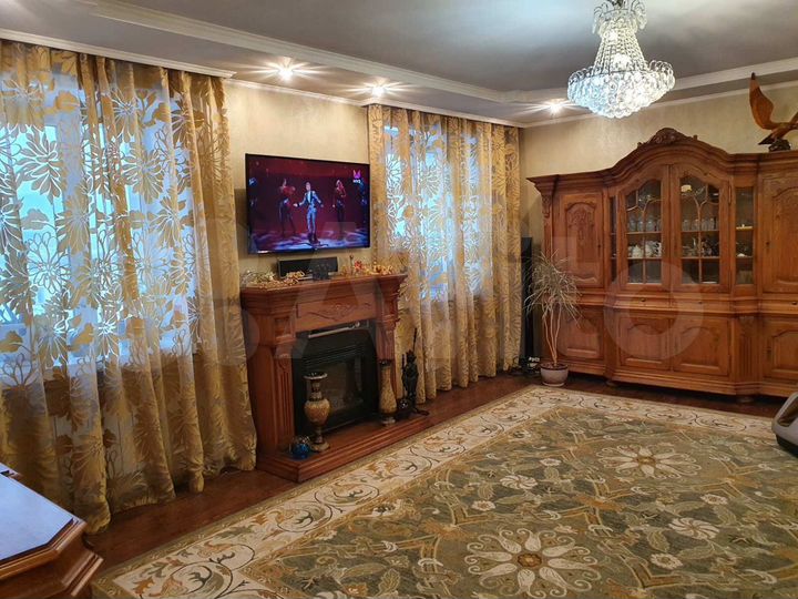 4-к. квартира, 115,6 м², 8/9 эт.