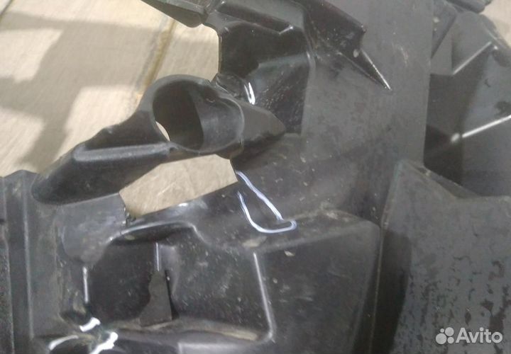 Кронштейн противотуманной фары правый бу BMW X6 G06 M-Pack OEM 51118069948