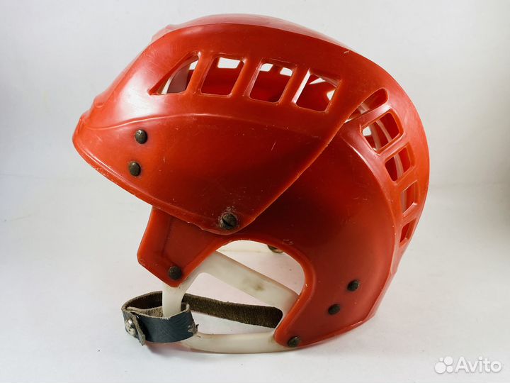 Советский хоккейный шлем. СССР