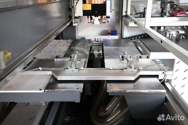 Сверлильно-присадочный центр с чпу jiyu CD-612US