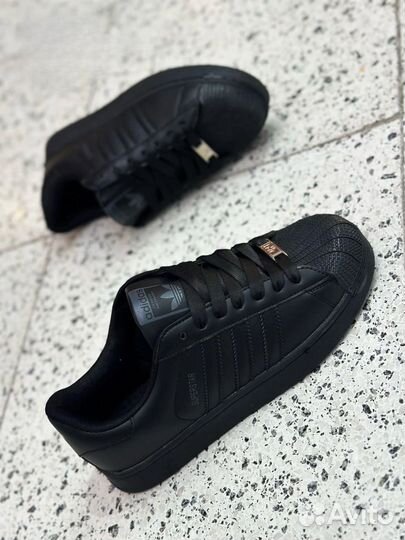 Кроссовки adidas superstar black