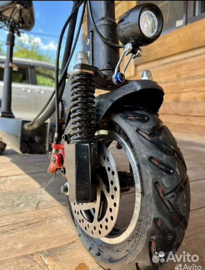 Продам электросамокат Koogo m4 pro