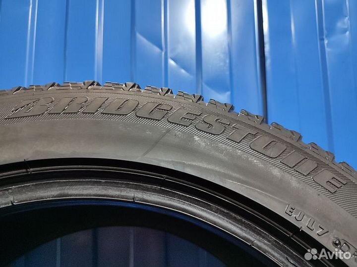 Bridgestone Blizzak RFT 245/50 R18