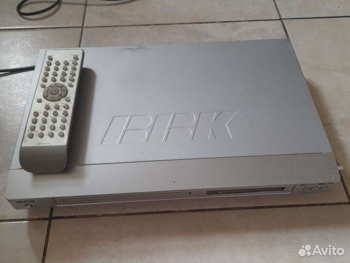 DVD плеер BBK модель DV311S