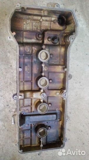 ZJ2010220 Mazda Крышка головки блока (клапанная)