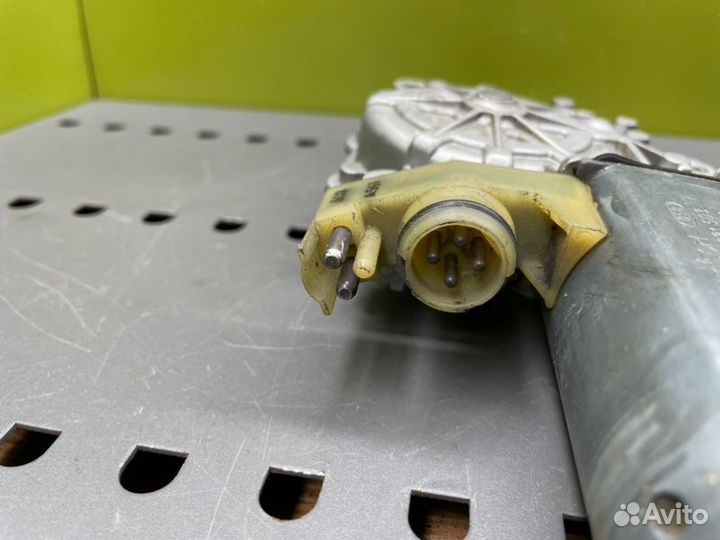 Моторчик эсп передний правый Mercedes-Benz S-Class