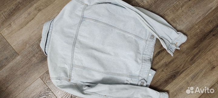 Джинсовая куртка