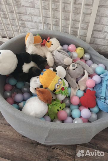 Детский сухой бассейн