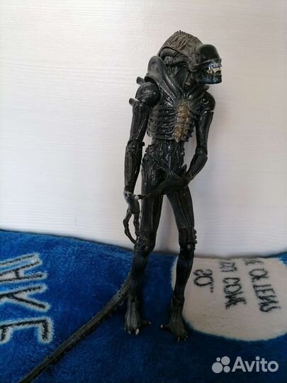 Коллкционная фигурка Чужой