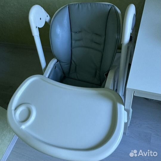 Стульчик для кормления Bubago Albert