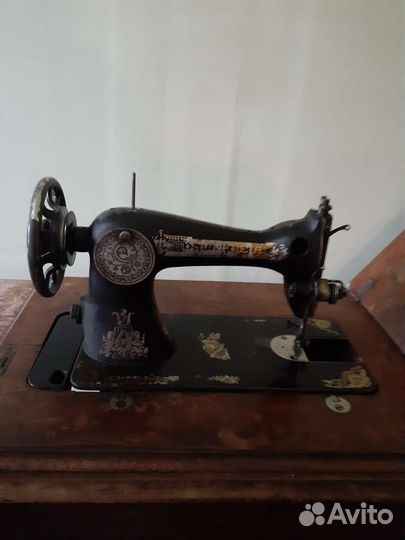Швейная машинка зингер на станине