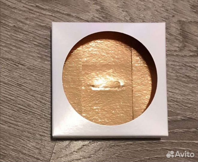 Коробка картонная, пластик