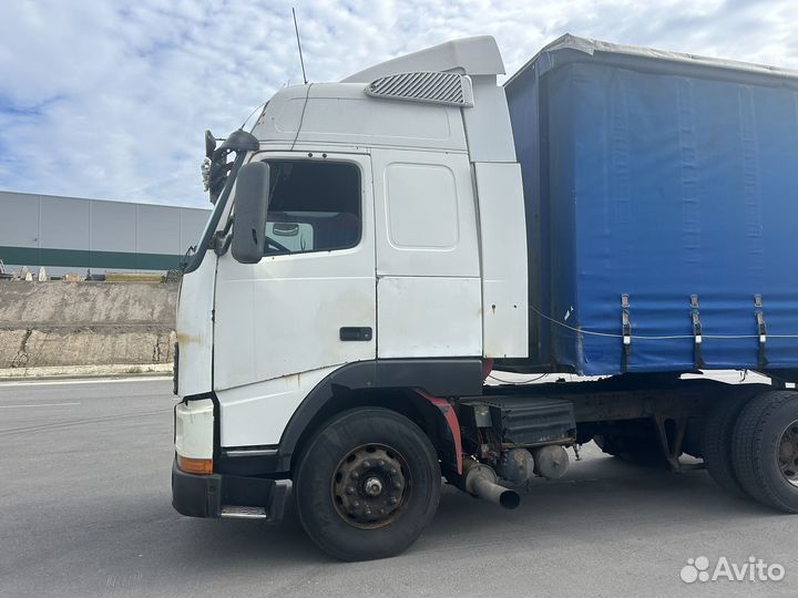 Volvo FH12 с полуприцепом, 1995