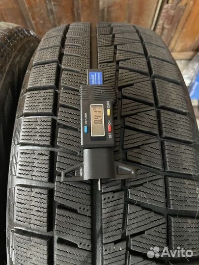 Bridgestone Blizzak Revo GZ 205/60 R16 92S