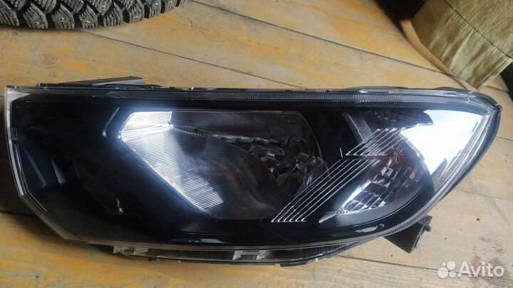Фара LADA Granta Kross