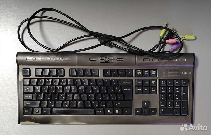 Монитор LG flatron L 1950SQ-BN