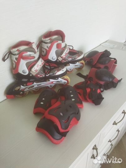 Ролики для девочки раздвижные. 34-37размер