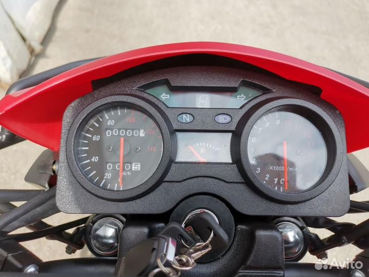 Мотоцикл Intruder 200