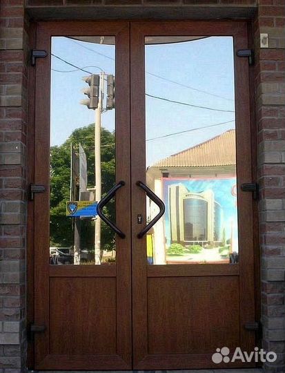 Пластиковые двери veka