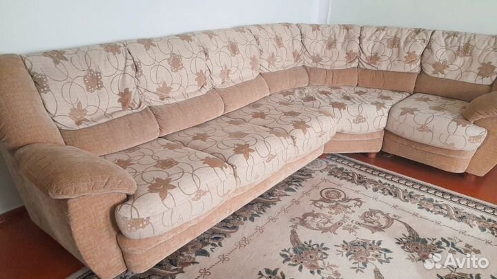 Угловой диван