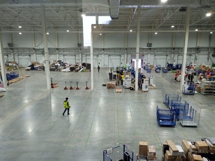 Новый склад класса А, пандус,10 ворот, потолки 15м