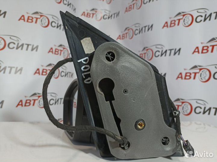 Зеркало заднего вида боковое левое Volkswagen Polo