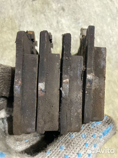 Тормозные колодки заднее Mercedes-Benz C-Class