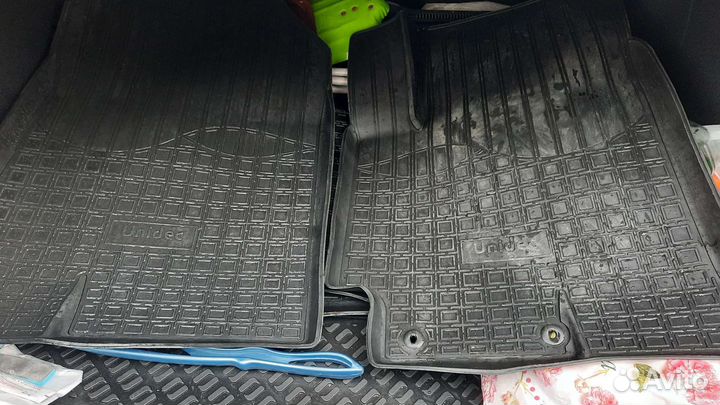 Коврики на hyundai Solaris 2 /Kia Rio 4