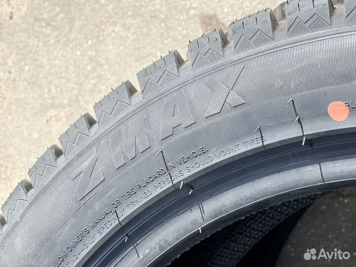 Zmax Winternova Stud II 235/35 R19 96U