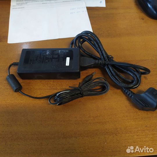 Блок питания для ноутбука hp 24V