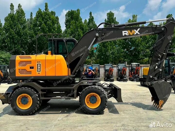 Колёсный экскаватор Runmax ER120W, 2023