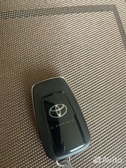 Ключ от камри 70