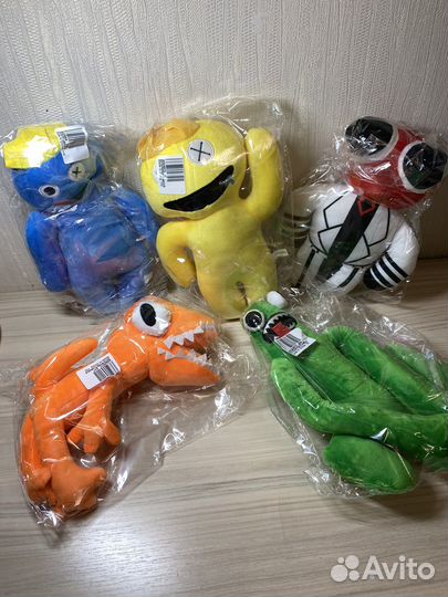 Радужные друзья из роблокс