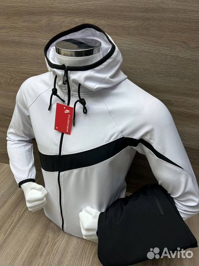 Спортивный костюм nike