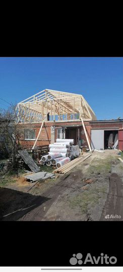 Бригада строителей