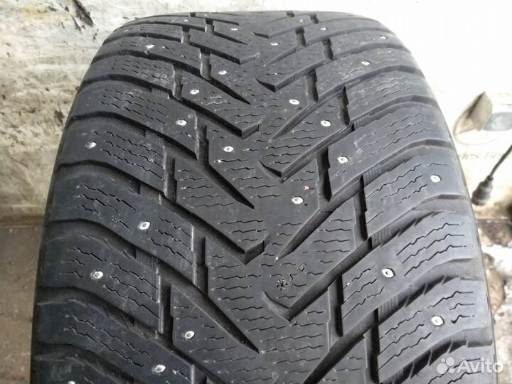 Nokian Tyres Hakkapeliitta 8 SUV 295/40 R20 110T