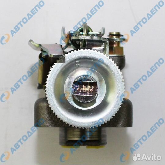 Рабочий тормозной цилиндр задний R mitsubishi cant