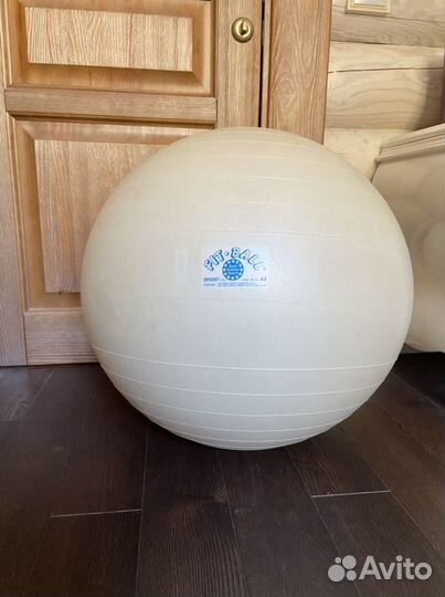 Фитбол 2 шт: 55 см прозрачный и 65см жемчужный