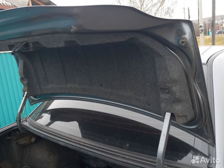 Крышка багажника на mitsubishi lancer 9