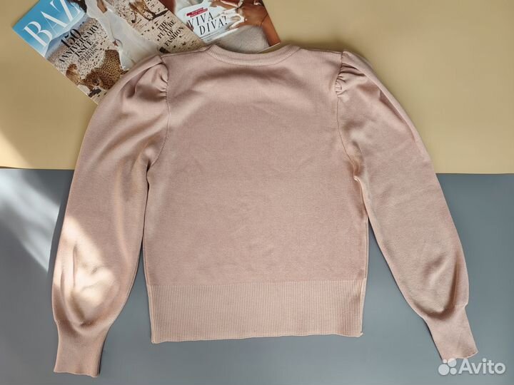 Пуловер женский розовый с цепью 46