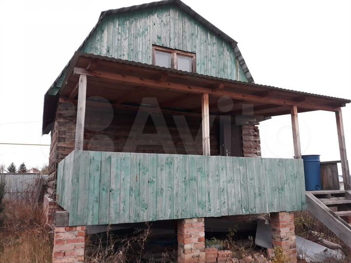 Дом 52 м² на участке 12 сот.