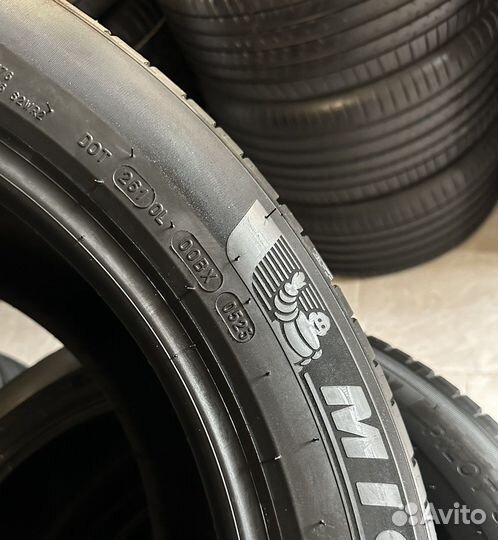 Michelin Pilot Sport 4 SUV 285/45 R22