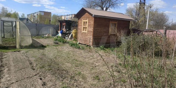 Дача 10 м² на участке 6 сот.