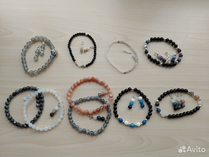 Браслеты, брелки