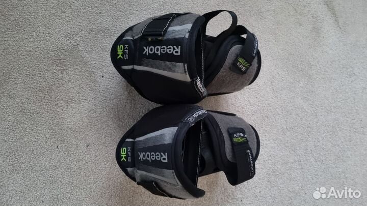 Налокотники хоккейные sr l