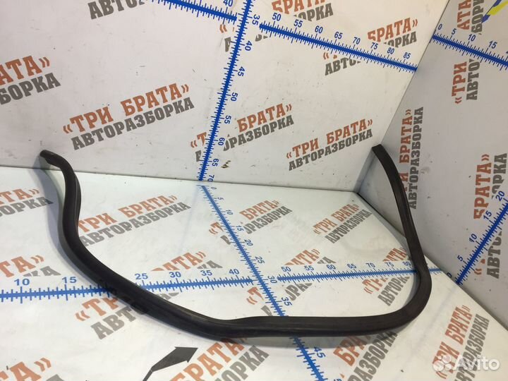 Фольксваген Passat CC Резинка жабо дворников