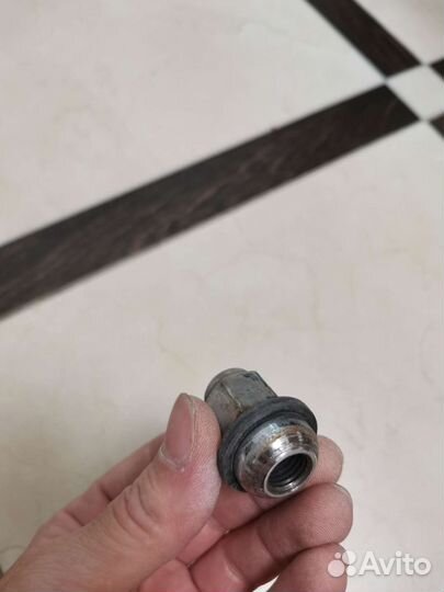 Колпаки на Honda civic 4d