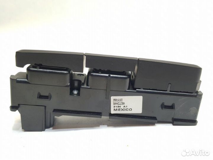 Кнопка аварийки Opel Mokka 2015