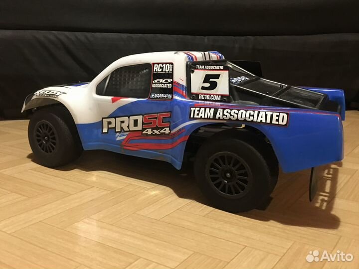 Team Associated prosc 4x4