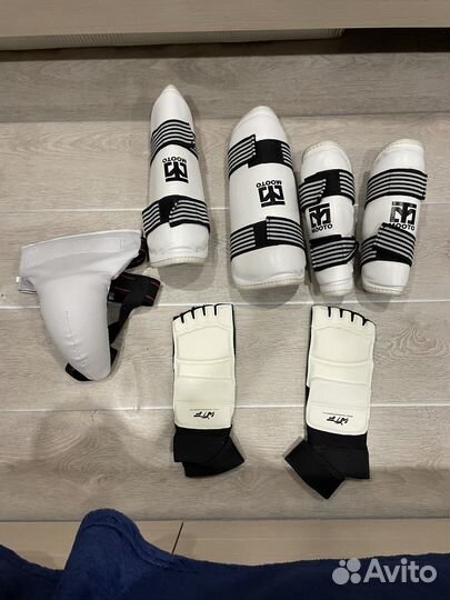 Защита и шлем для тхэквондо WTF